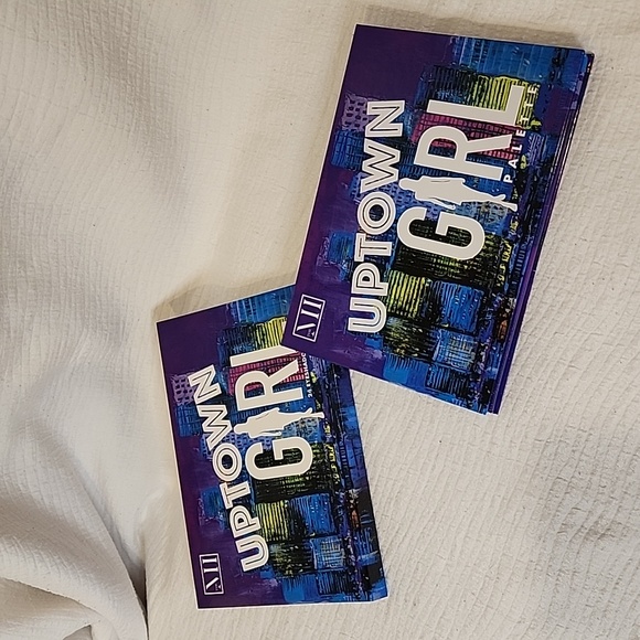 Uptown Girl Eyeshadow Palette - Picture 3 of 4